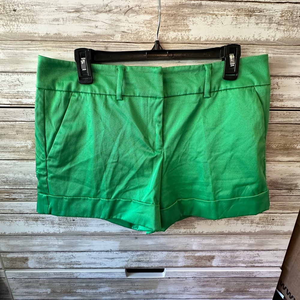🔥 NY&Co Green Dress Shorts Size
10 Cuffed Stretch Summer